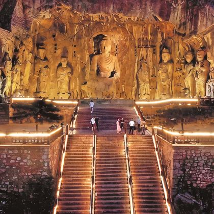 郑州+清明上河园+云台山风景名胜区+万仙山景区+老君山+龙门石窟+少林寺+太行大峡谷景区8日7晚跟团游 郑州+清明上河园+云台山风景名胜区+万仙山景区+老君山+龙门石窟+少林寺+太行大峡谷景区8日7晚跟团游