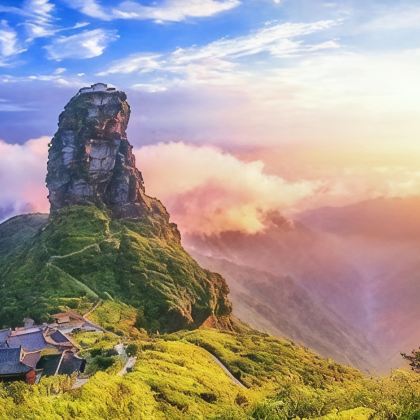 贵州贵阳+黄果树景区+梵净山+荔波+镇远县+西江千户苗寨6日5晚跟团游 贵州贵阳+黄果树景区+梵净山+荔波+镇远县+西江千户苗寨6日5晚跟团游
