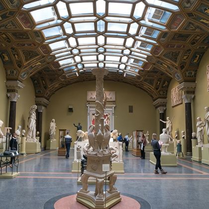 塞尔维亚贝尔格莱德+苏博蒂察犹太会堂6日5晚私家团 塞尔维亚贝尔格莱德+苏博蒂察犹太会堂6日5晚私家团