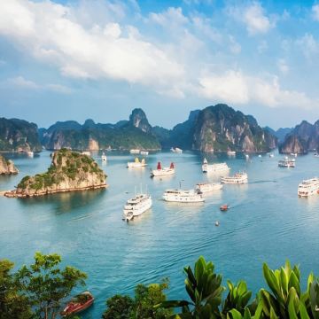 越南广宁省下龙市下龙湾天堂岛Paradise8日7晚跟团游 越南广宁省下龙市下龙湾天堂岛Paradise8日7晚跟团游