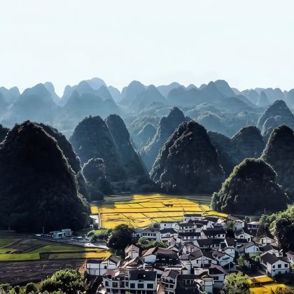 安顺+黄果树景区+万峰林景区+万峰湖+峰林布依景区+马岭河峡谷景区+六枝龙井生态温泉度假区+草海国家级自然保护区6日5晚私家团 安顺+黄果树景区+万峰林景区+万峰湖+峰林布依景区+马岭河峡谷景区+六枝龙井生态温泉度假区+草海国家级自然保护区6日5晚私家团