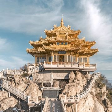 武汉+武当山+恩施市+黄鹤楼+恩施大峡谷7日6晚跟团游 武汉+武当山+恩施市+黄鹤楼+恩施大峡谷7日6晚跟团游