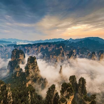 长沙+张家界+武陵源+天门山+凤凰5日4晚跟团游 长沙+张家界+武陵源+天门山+凤凰5日4晚跟团游