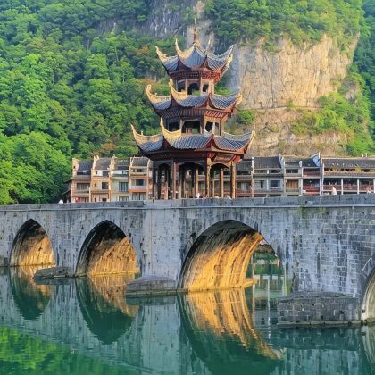 铜仁+梵净山+镇远古城+西江千户苗寨4日3晚拼小团 铜仁+梵净山+镇远古城+西江千户苗寨4日3晚拼小团