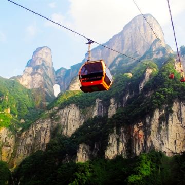 长沙+张家界+天门山+凤凰4日3晚跟团游 长沙+张家界+天门山+凤凰4日3晚跟团游