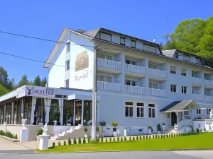Jägerhof Wörthersee成人专属酒店 - Amoria Spa官方合作伙伴(Hotel Jaegerhof Woerthersee - Only Adults Official Partner Amoria Spa)