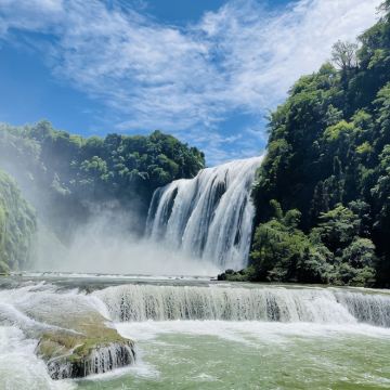 贵州黄果树景区+西江千户苗寨+荔波5日4晚跟团游 贵州黄果树景区+西江千户苗寨+荔波5日4晚跟团游