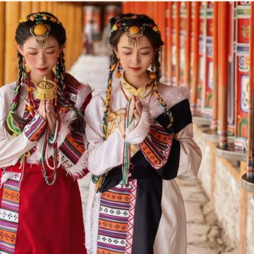 甘肃甘南+拉卜楞寺+桑科草原+刘家峡+炳灵寺石窟+黄洮交汇观景平台+黄河石林国家地质公园3日2晚跟团游 甘肃甘南+拉卜楞寺+桑科草原+刘家峡+炳灵寺石窟+黄洮交汇观景平台+黄河石林国家地质公园3日2晚跟团游