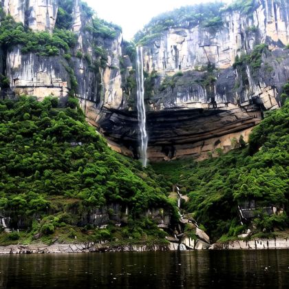 武汉+恩施市5日4晚拼小团 武汉+恩施市5日4晚拼小团