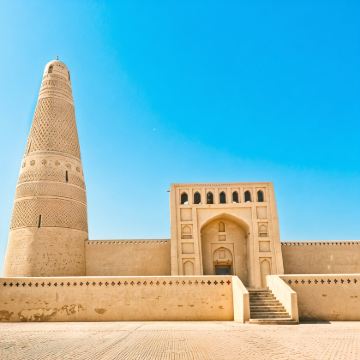 新疆吐鲁番+坎儿井乐园+火焰山景区+葡萄沟+交河故城+苏公塔+郡王府+库木塔格沙漠2日1晚拼小团 新疆吐鲁番+坎儿井乐园+火焰山景区+葡萄沟+交河故城+苏公塔+郡王府+库木塔格沙漠2日1晚拼小团