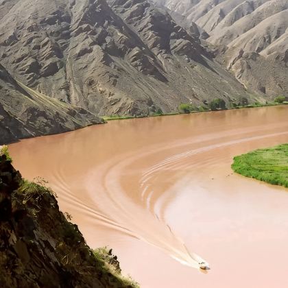 宁夏沙湖生态旅游区+青铜峡黄河大峡谷旅游区+西夏陵+镇北堡西部影城+贺兰山岩画2日自由行 宁夏沙湖生态旅游区+青铜峡黄河大峡谷旅游区+西夏陵+镇北堡西部影城+贺兰山岩画2日自由行