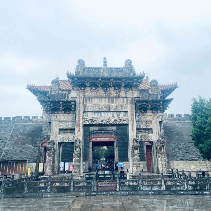 天津+静园+张园+瓷房子+海河游船+吴桥杂技大世界+江湖大剧院+趵突泉景区+千佛山+泰山风景区+大明湖景区8日7晚私家团 天津+静园+张园+瓷房子+海河游船+吴桥杂技大世界+江湖大剧院+趵突泉景区+千佛山+泰山风景区+大明湖景区8日7晚私家团
