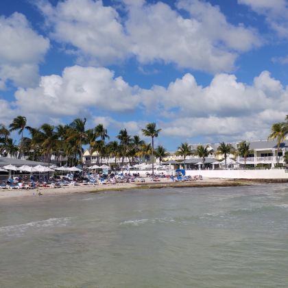 美国迈阿密+基韦斯特岛+那不勒斯+坦帕+肯尼迪航天中心8日7晚跟团游 美国迈阿密+基韦斯特岛+那不勒斯+坦帕+肯尼迪航天中心8日7晚跟团游