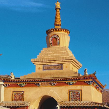 青海西宁+彩虹部落土族园+隆务寺+热贡艺术博物馆+唐卡艺术小镇+塔尔寺+八瓣莲花非遗馆+青海湖景区+茶卡盐湖6日5晚拼小团 青海西宁+彩虹部落土族园+隆务寺+热贡艺术博物馆+唐卡艺术小镇+塔尔寺+八瓣莲花非遗馆+青海湖景区+茶卡盐湖6日5晚拼小团