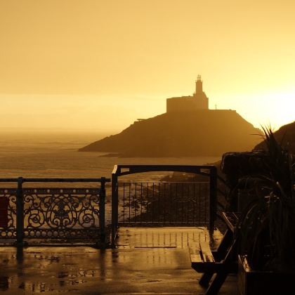 英国威尔士6日5晚私家团 英国威尔士6日5晚私家团