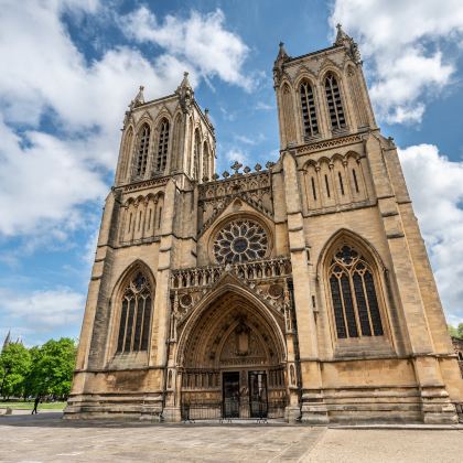 英国布里斯托尔+伦敦+牛津+剑桥+曼彻斯特9日8晚拼小团 英国布里斯托尔+伦敦+牛津+剑桥+曼彻斯特9日8晚拼小团