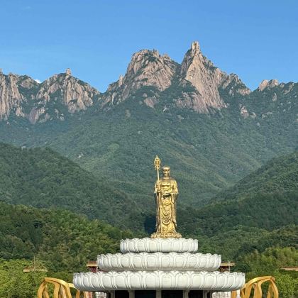 合肥+姥山岛+三河古镇+徽园+马仁奇峰风景区+鸠兹演艺小镇+石台牯牛降+九华山大愿文化园+九华山风景区9日8晚私家团 合肥+姥山岛+三河古镇+徽园+马仁奇峰风景区+鸠兹演艺小镇+石台牯牛降+九华山大愿文化园+九华山风景区9日8晚私家团