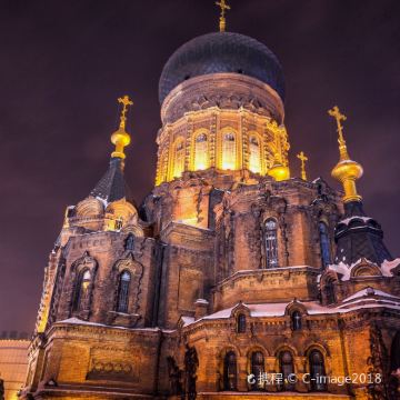 吉林长春+长白山+镜泊湖风景区+哈尔滨+漠河9日8晚私家团 吉林长春+长白山+镜泊湖风景区+哈尔滨+漠河9日8晚私家团