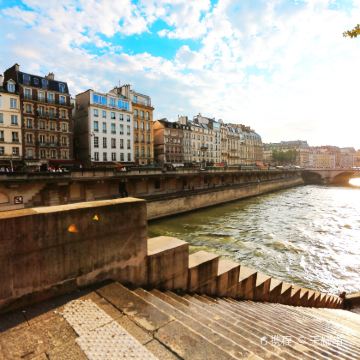 法国+比利时+荷兰+德国5日4晚跟团游 法国+比利时+荷兰+德国5日4晚跟团游