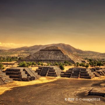 【中文包车】太阳金字塔+月亮金字塔+亡者大道+特奥蒂瓦坎 【中文包车】太阳金字塔+月亮金字塔+亡者大道+特奥蒂瓦坎