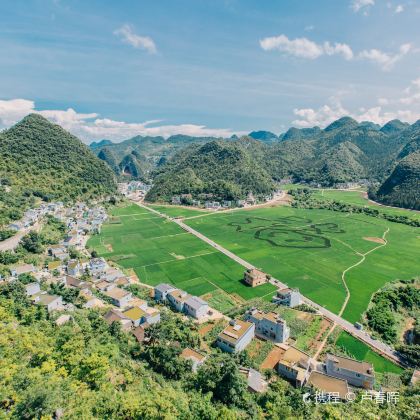 贵阳+黄果树+马岭河峡谷+乌蒙大草原+织金+花溪区6日自由行