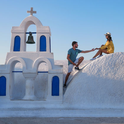 希腊圣托里尼红沙滩+伊莫洛维里小镇+皮尔戈斯小镇一日游
