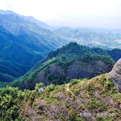 衢州江郎山风景名胜区+廿八都古镇+龙游石窟+龙游民居苑2日1晚私家团