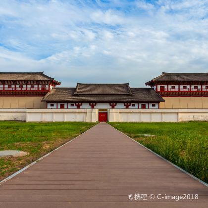 陕西咸阳+张裕瑞那城堡酒庄+海泉湾温泉+乾陵+法门寺文化景区3日2晚半自助游