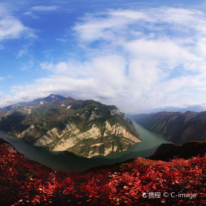 重庆武隆天生三桥+丰都鬼城名山景区+白帝城.瞿塘峡景区+巫山小三峡+张飞庙+西陵峡风景区+三峡大坝旅游区+石宝寨8日7晚私家团