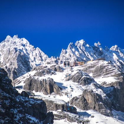 云南丽江古城+玉龙雪山+香格里拉普达措国家公园+白水台+丽江千古情+大水车+狮子山+拉市海茶马古道+观音峡10日9晚私家团