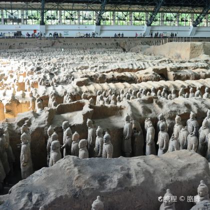 西安+兵马俑+华清宫+华山5日4晚拼小团 西安+兵马俑+华清宫+华山5日4晚拼小团