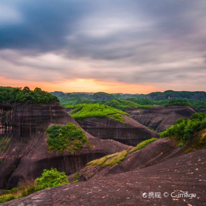 郴州高椅岭旅游区+万华岩+苏仙岭+阳山古村旅游区2日1晚私家团