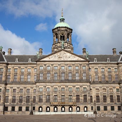 阿姆斯特丹王宫+荷兰国立博物馆+水坝广场+阿姆斯特丹运河一日游