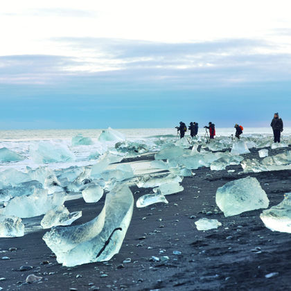 冰岛黑沙滩+瓦特纳冰川国家公园+塞里雅兰瀑布一日游