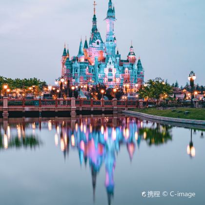 上海迪士尼（Disney）2日1晚自由行