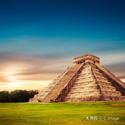 墨西哥奇琴伊察+卡斯蒂略金字塔+益吉天然水井+巴亚多利德一日游