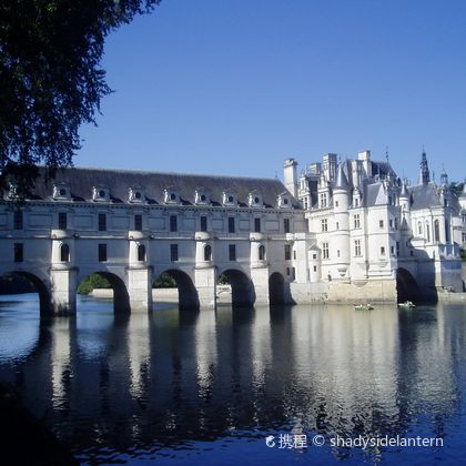 法国卢瓦尔河谷+香波堡+舍农索城堡+舍韦尼城堡+朗热城堡一日游