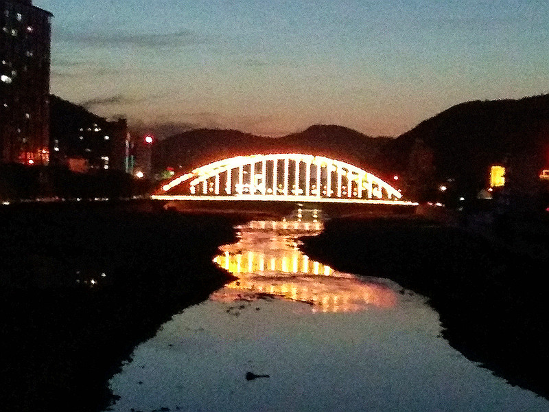 王家坪大桥夜景