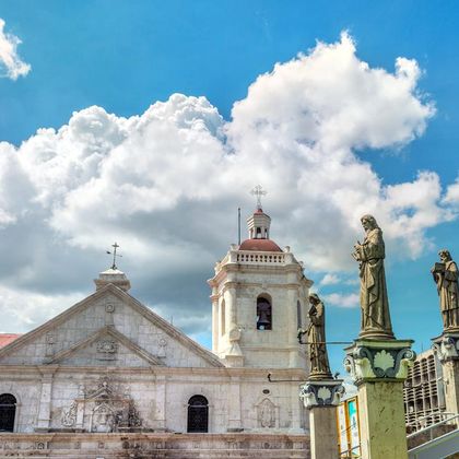 菲律宾宿务圣婴教堂+麦哲伦十字架+圣佩特罗堡+宿雾遗产纪念碑一日游