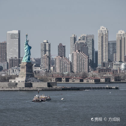 美国纽约自由女神像+帝国大厦+时代广场+中央公园一日游