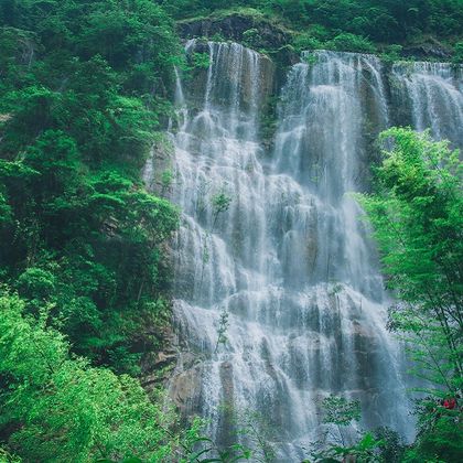 广州千泷沟大瀑布+从化碧水湾温泉+溪头旅游村一日游 广州千泷沟大瀑布+从化碧水湾温泉+溪头旅游村一日游