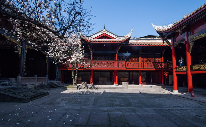 川南建筑艺术瑰宝叙永县春秋祠