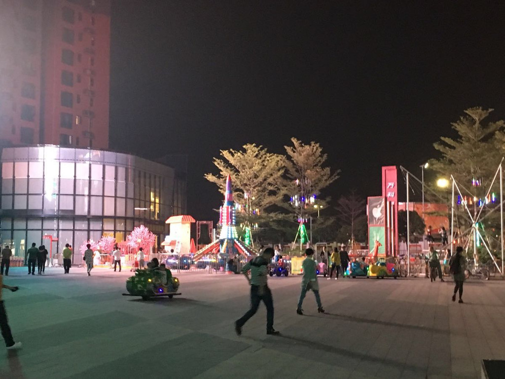 夜.厚街