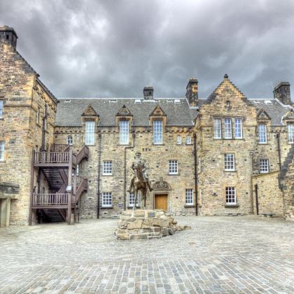 爱丁堡+黑暗城堡+苏格兰国家战争博物馆+动感地球展示馆一日游 爱丁堡+黑暗城堡+苏格兰国家战争博物馆+动感地球展示馆一日游