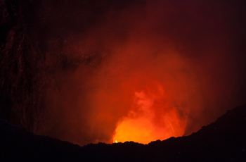 马萨亚火山