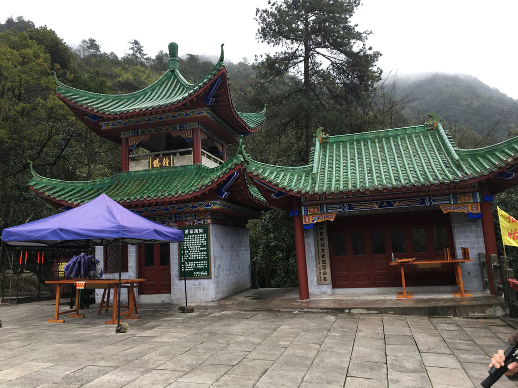 姑婆山-游山玩水耍猴采茶拜仙姑,黄姚古镇-穿街走巷坐船品味慢时光