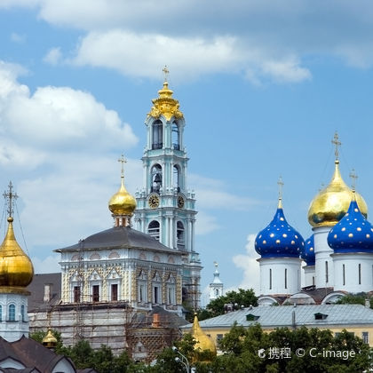 俄罗斯莫斯科+谢尔盖耶夫镇圣母升天大教堂+谢尔盖耶夫三一圣大修道院+谢尔盖耶夫镇一日游