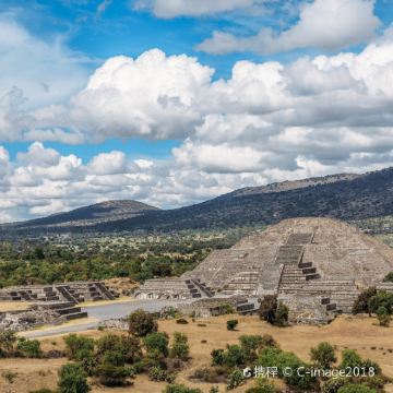 【中文包车】月亮金字塔+太阳金字塔+国立人类学博物馆一日游 【中文包车】月亮金字塔+太阳金字塔+国立人类学博物馆一日游