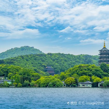 乌镇西栅+千岛湖景区+横店影视城+普陀山+西湖风景名胜区+雷峰塔6日5晚跟团游