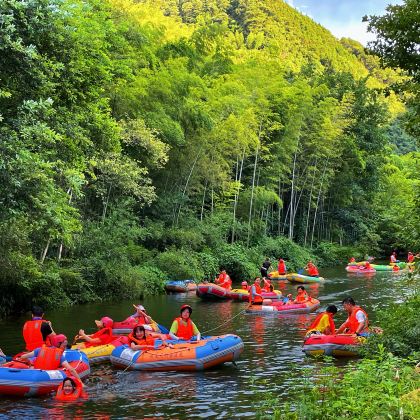 芜湖·马鞍山出发·皖南大峡谷漂流+月亮湾景区1日游 芜湖·马鞍山出发·皖南大峡谷漂流+月亮湾景区1日游